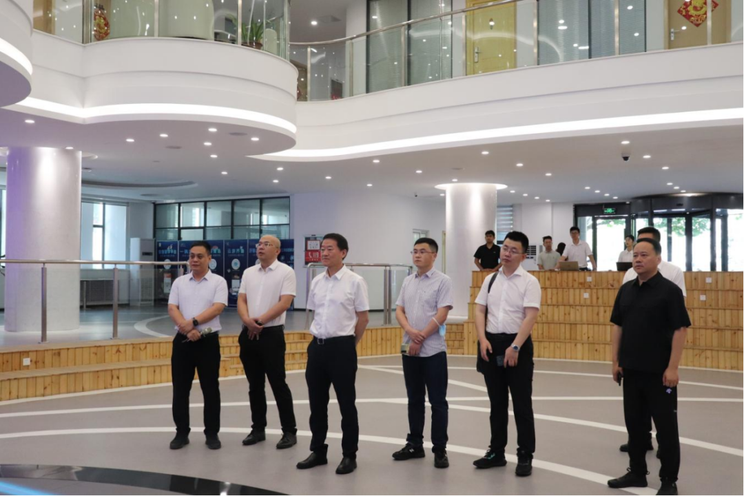 省尊龙凯时集团：“四个导向” 推动调查研究提质增效