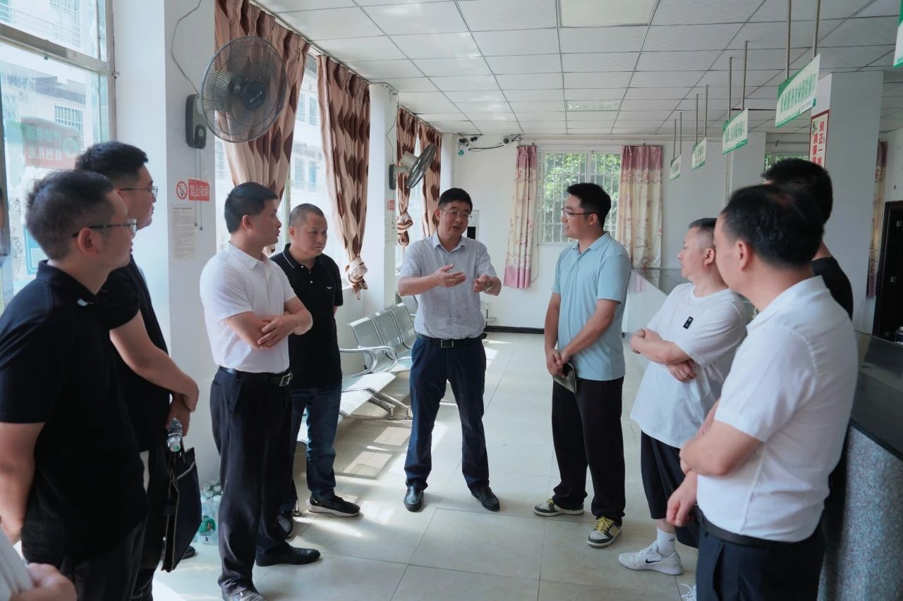 许东明赴南充市嘉陵区、巴中市通江县调研督导定点帮扶和托底性帮扶工作